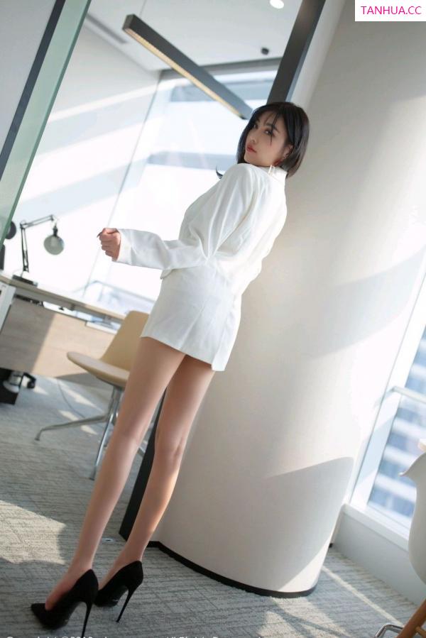 杨晨晨 sugar小甜心CC [XIUREN]高清写真图 2019.12.16 杨晨晨sugar第67张图片